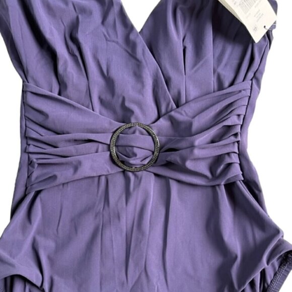 Amoressa by Miraclesuit NWT Women’s Purple Oil Slick Drake One-Piece Swimsuit 8 - Picture 10 of 16